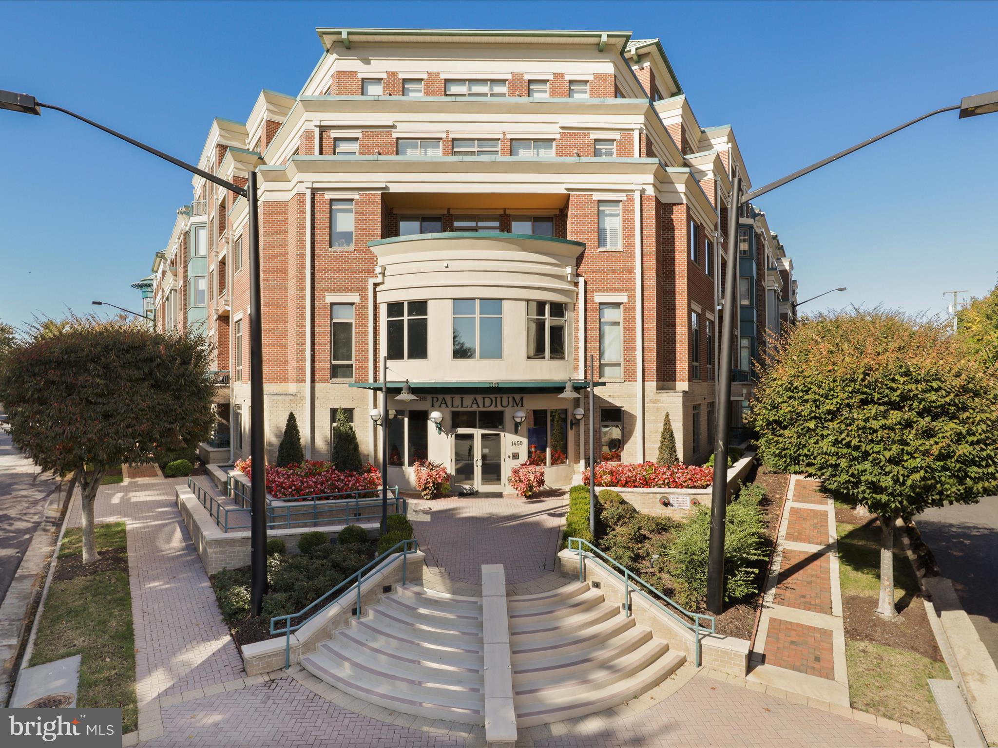 1450 Emerson Ave #G01