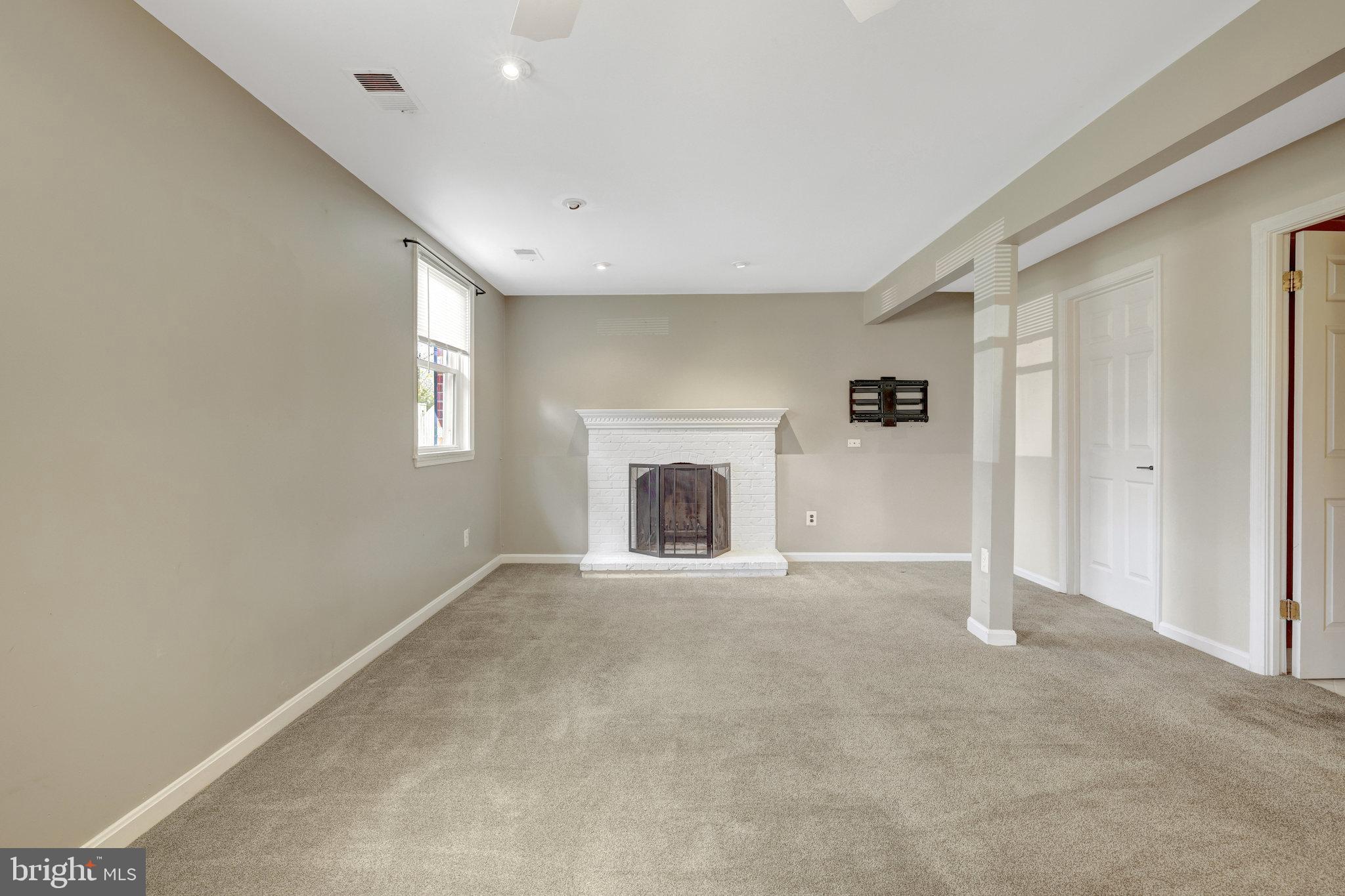 2600 John Milton Ct