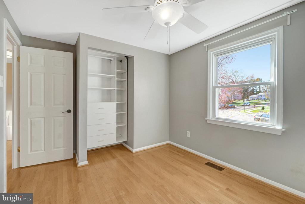 2600 John Milton Ct