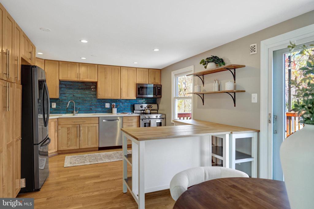 2600 John Milton Ct