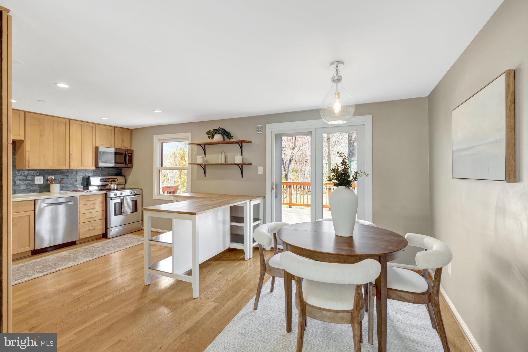 2600 John Milton Ct