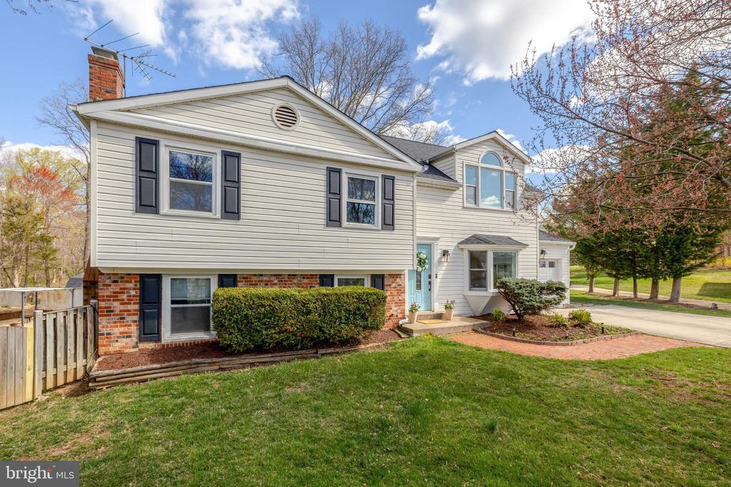 2600 John Milton Ct