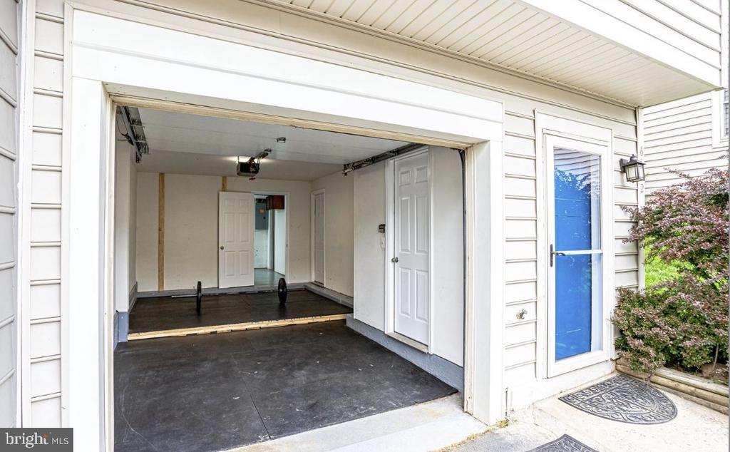 6162 GLEN EAGLES CT #25
