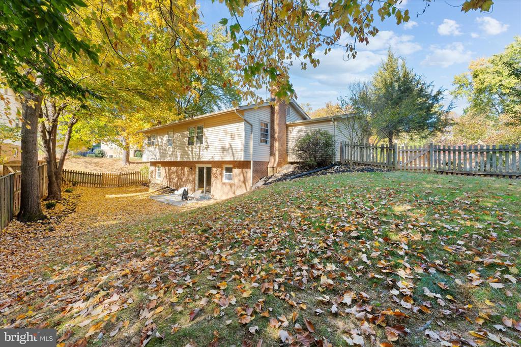 9703 Aspen Hollow Way