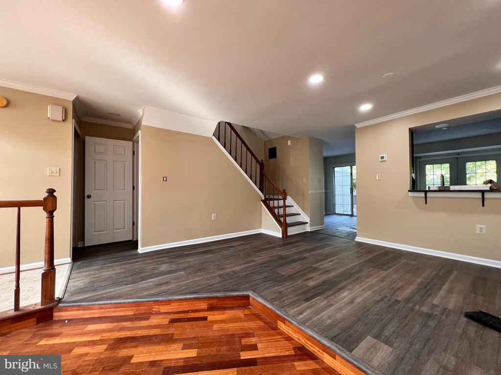 14005 BETSY ROSS LN