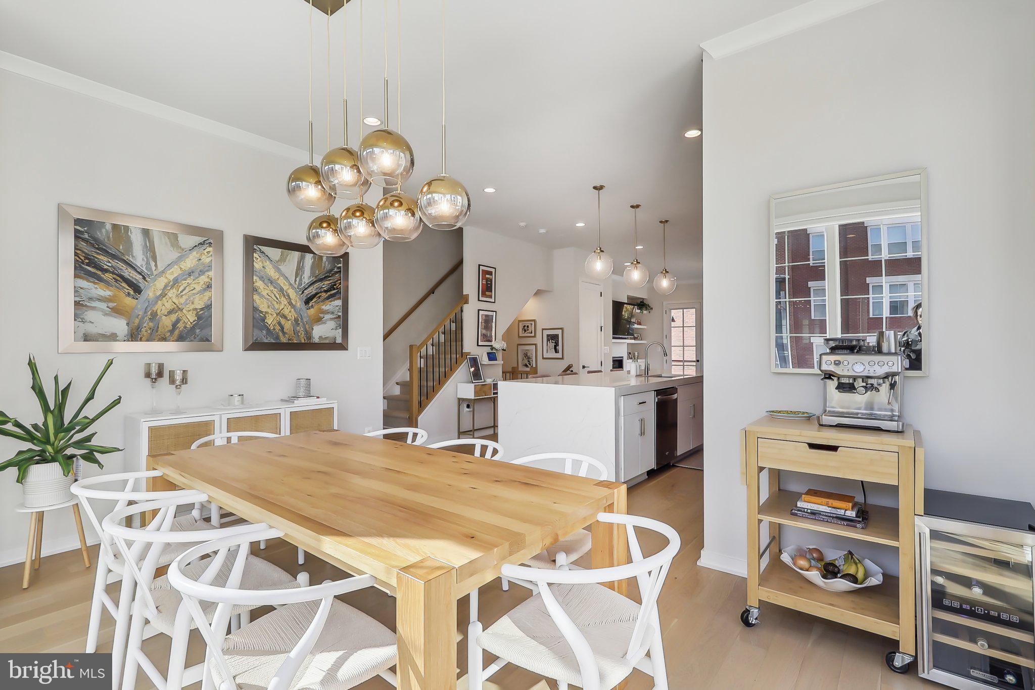 1970 Roland Clarke Pl