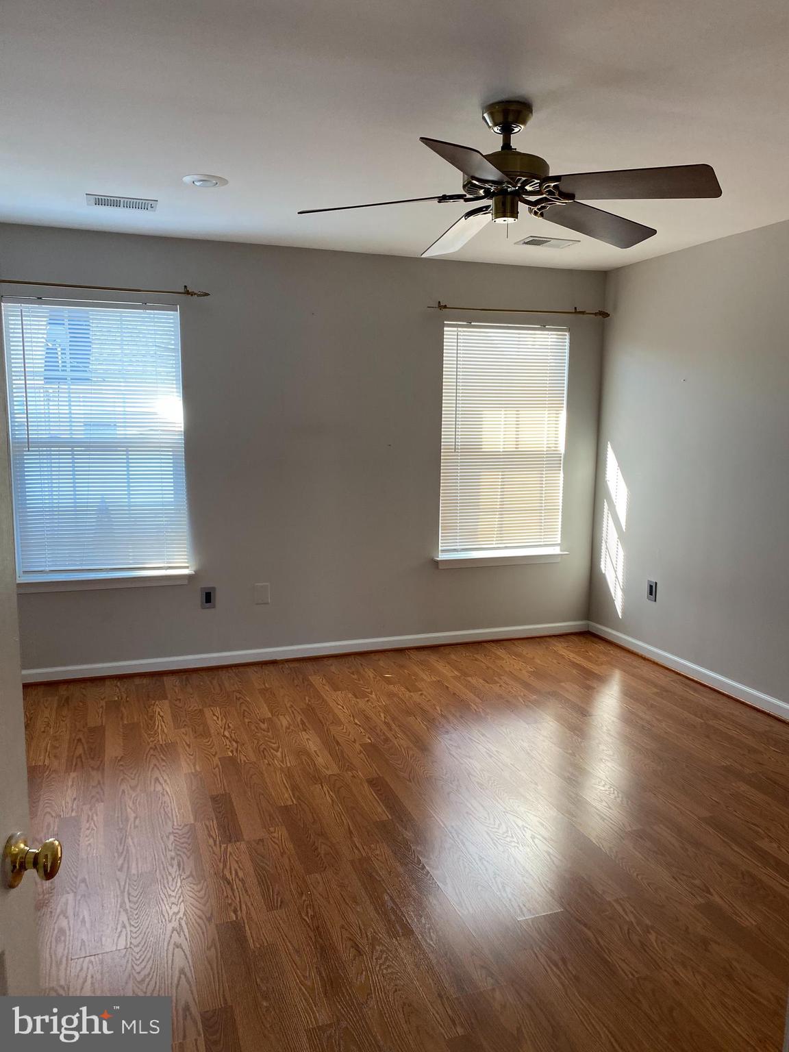 2414 DEW MEADOW