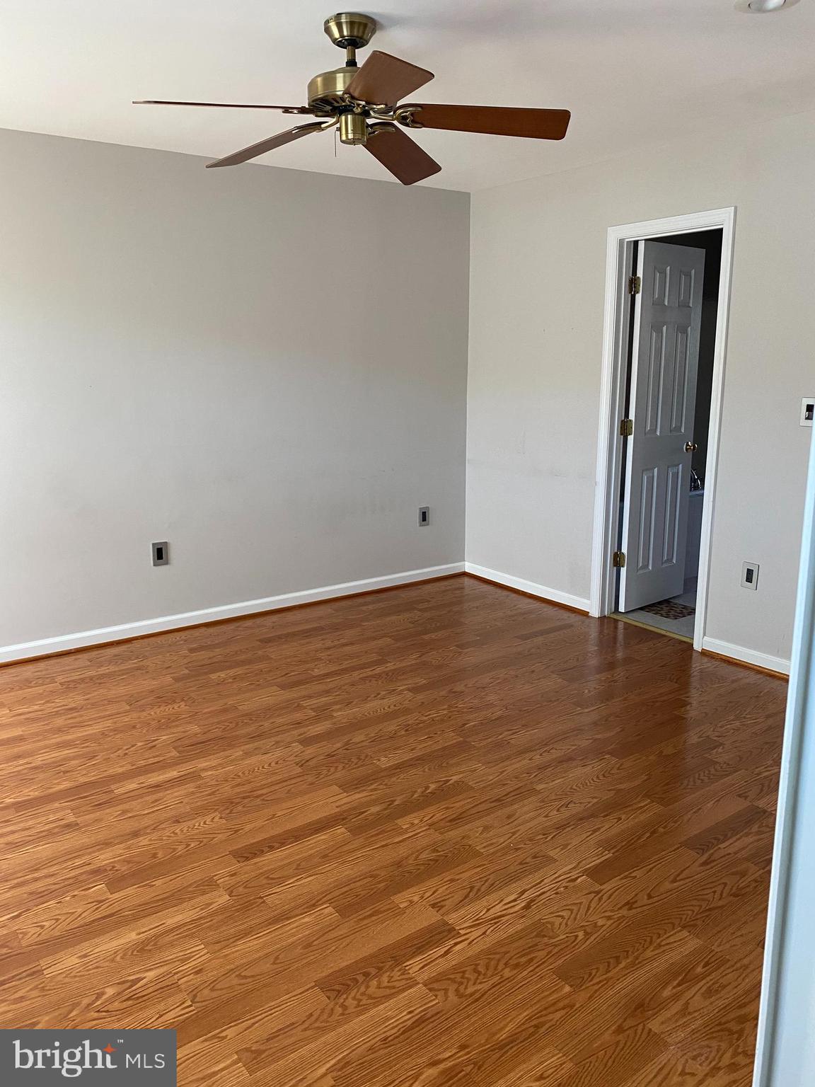 2414 DEW MEADOW