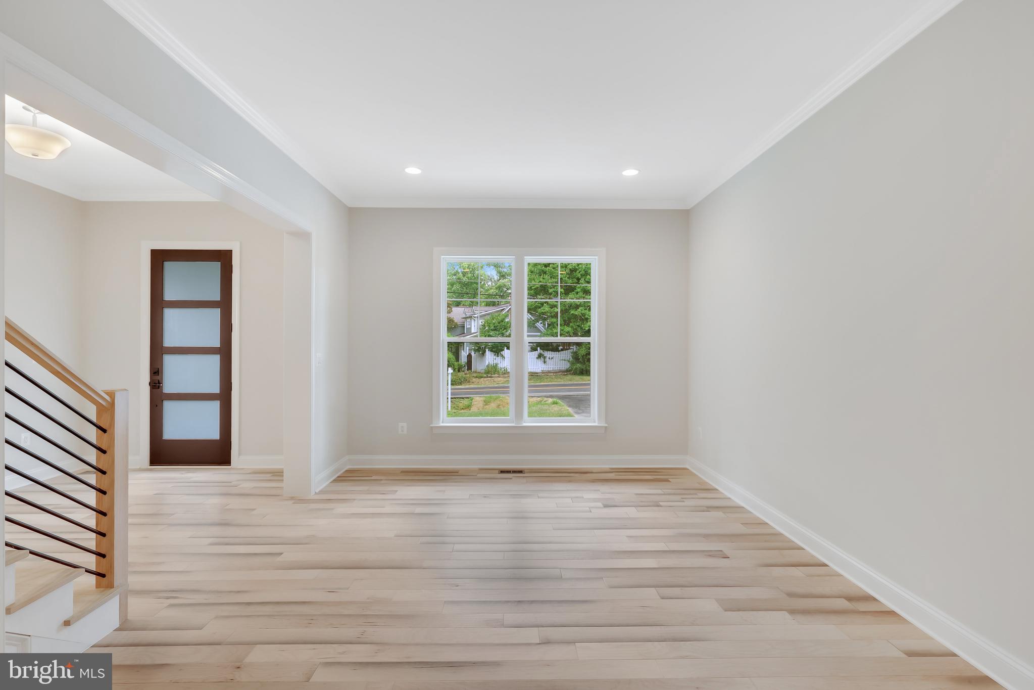9017 Ellenwood Ln