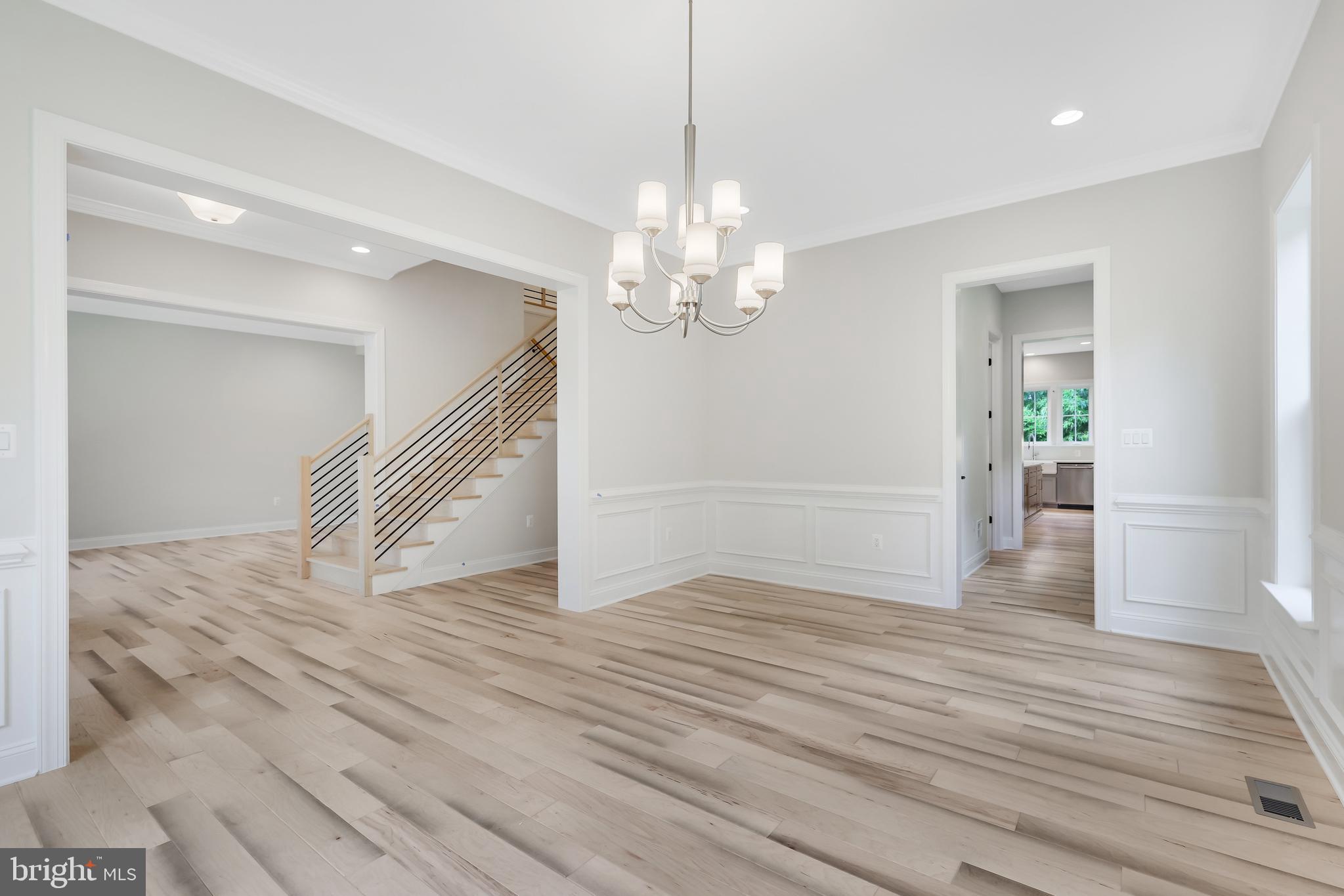 9017 Ellenwood Ln