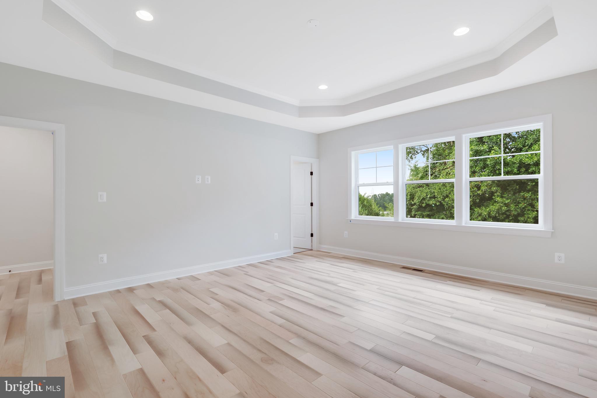9017 Ellenwood Ln