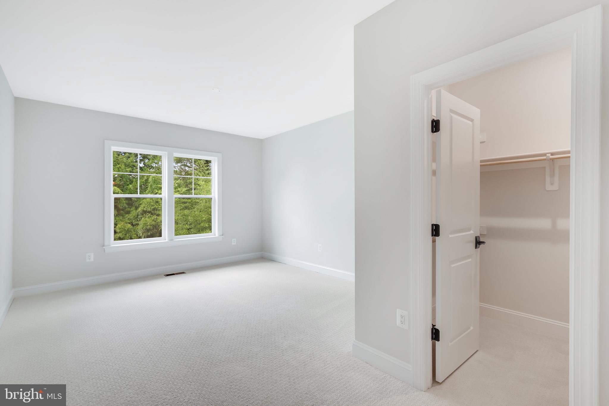 9017 Ellenwood Ln
