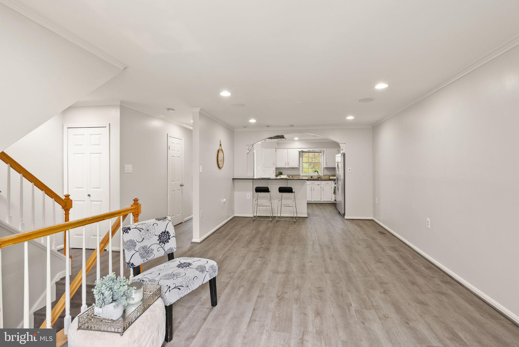 13904 Woods Run Ct