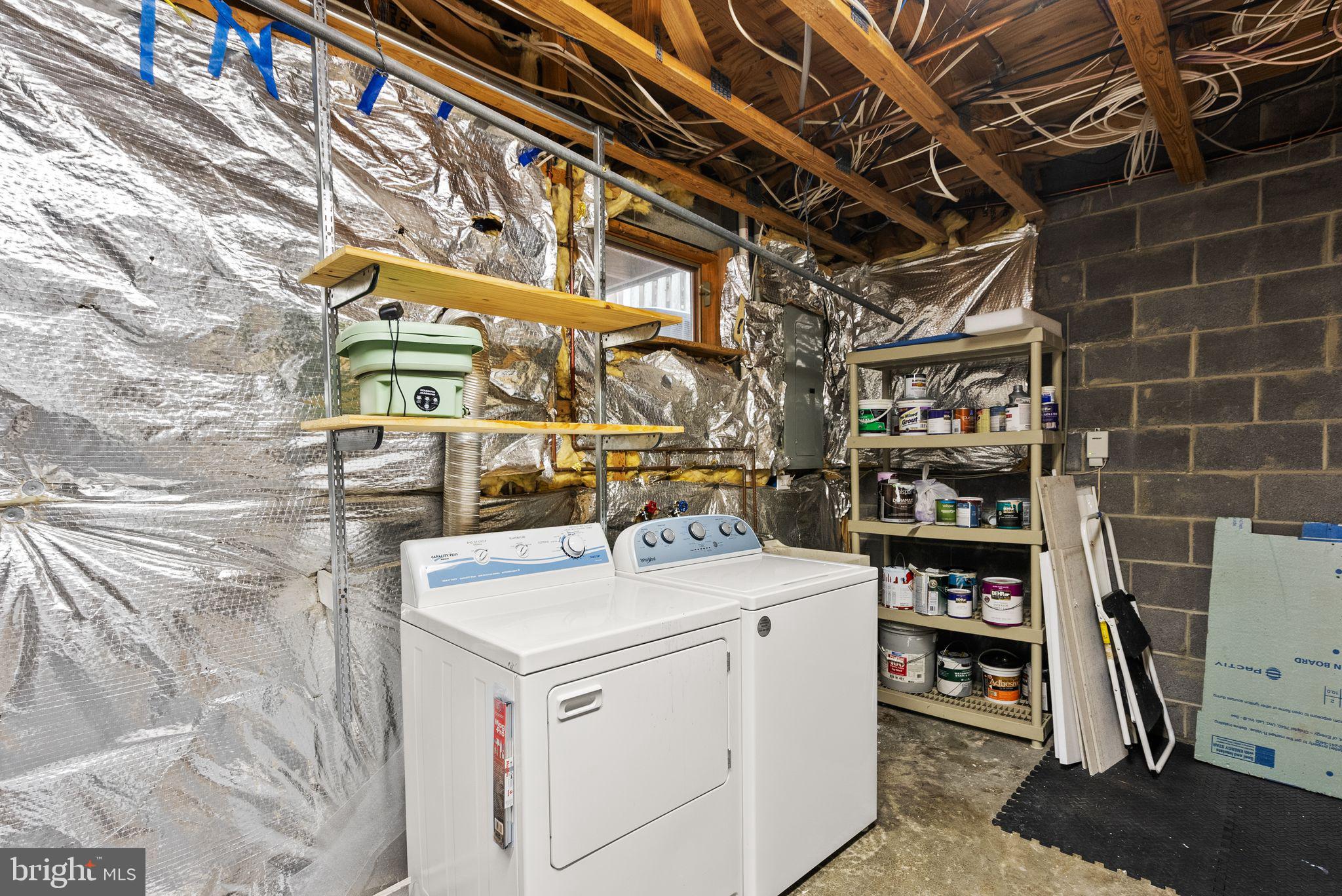 13904 Woods Run Ct