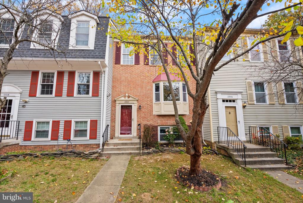 13904 Woods Run Ct