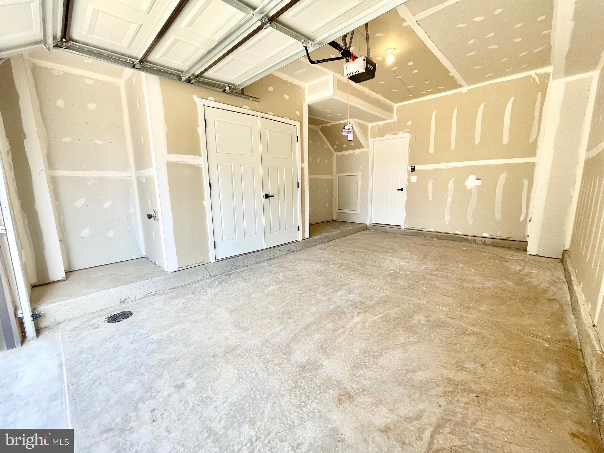 4316 ELLIPSE TER