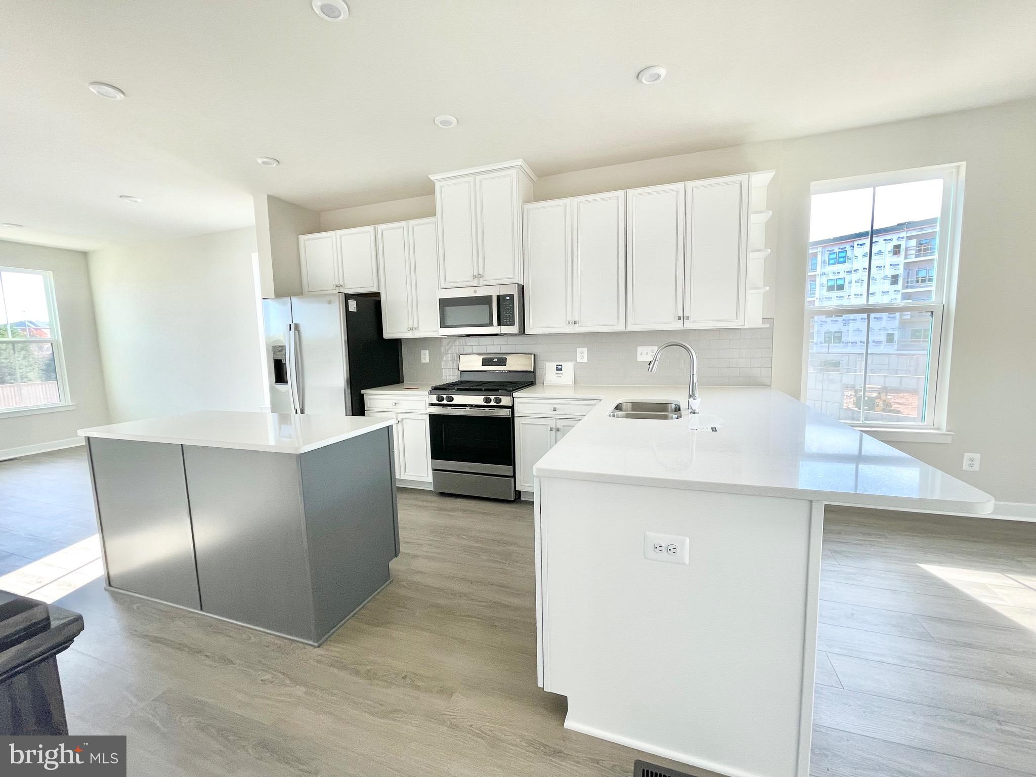 4316 ELLIPSE TER