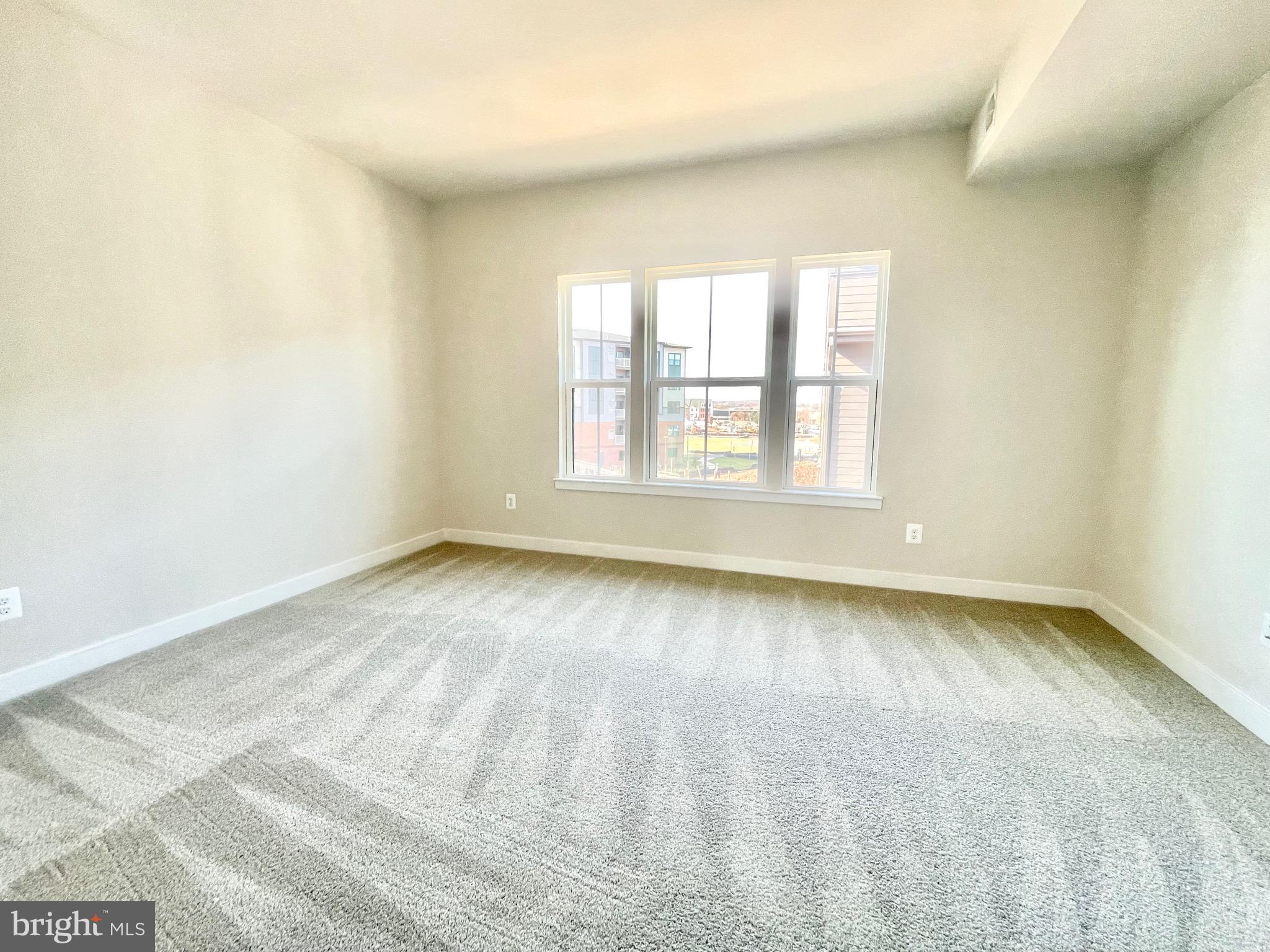 4316 ELLIPSE TER