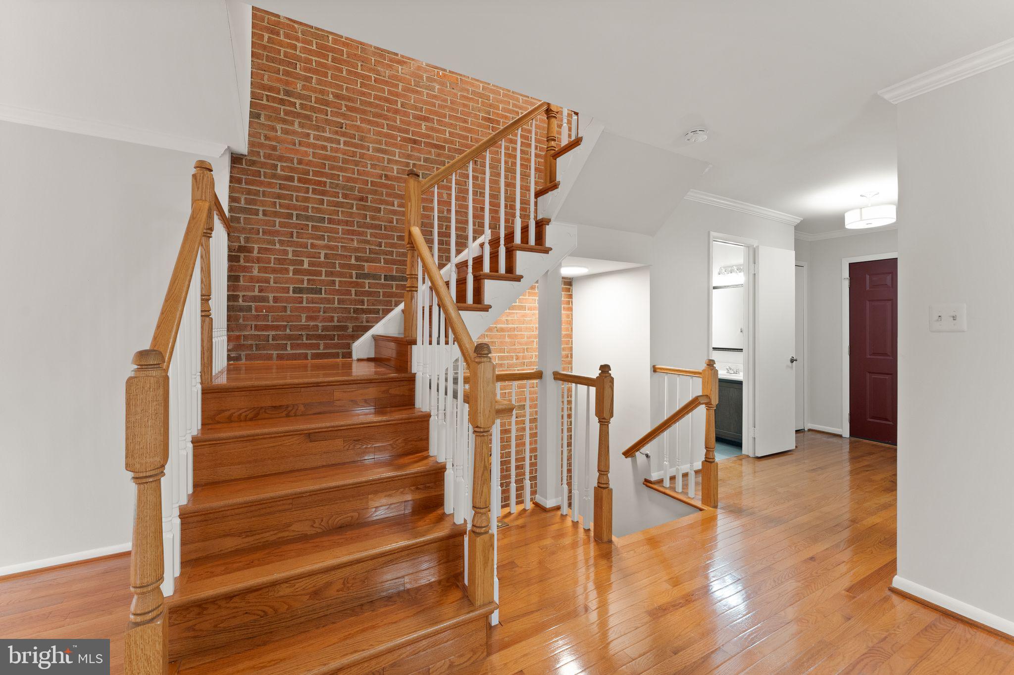 2841 SUTTON OAKS LN