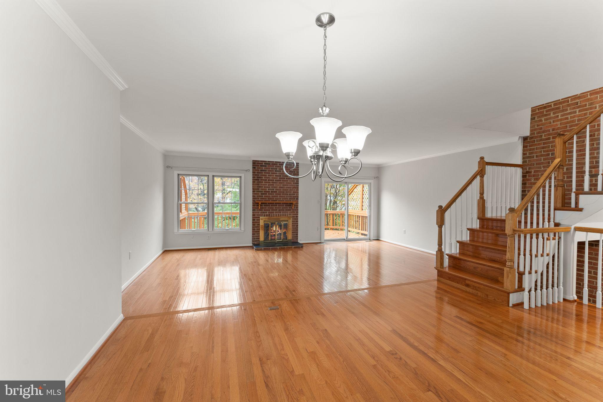 2841 SUTTON OAKS LN