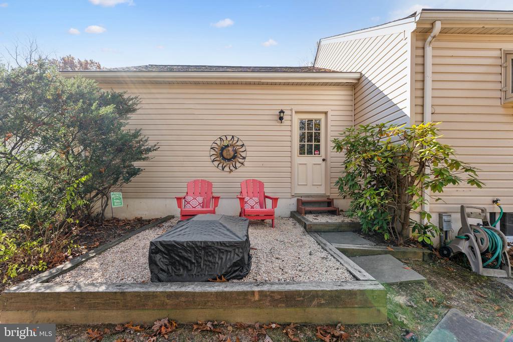 6513 Park View Ct