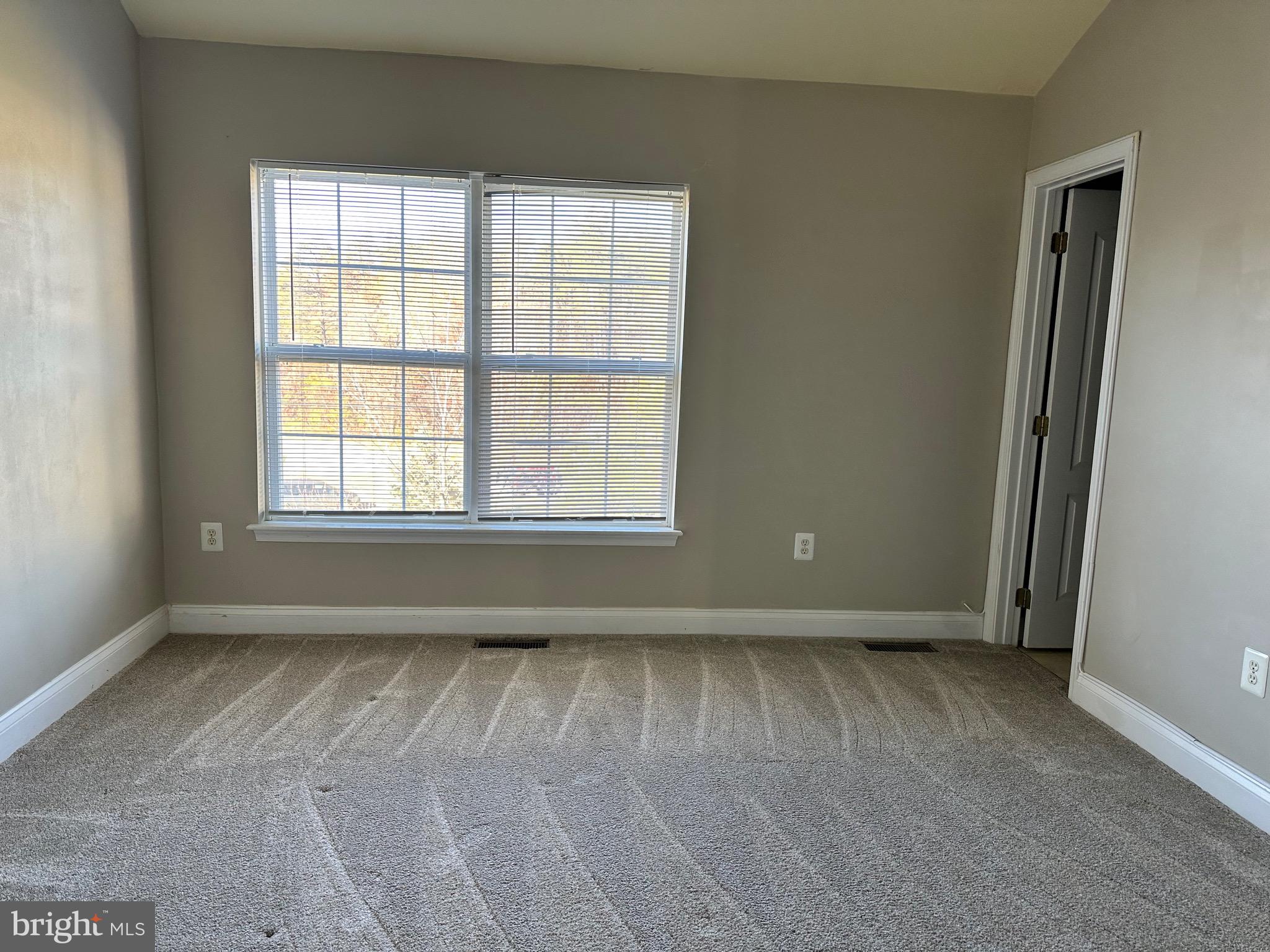 2012 CAPSTONE CIR