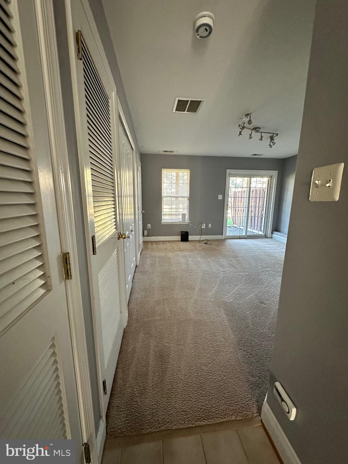 2012 CAPSTONE CIR