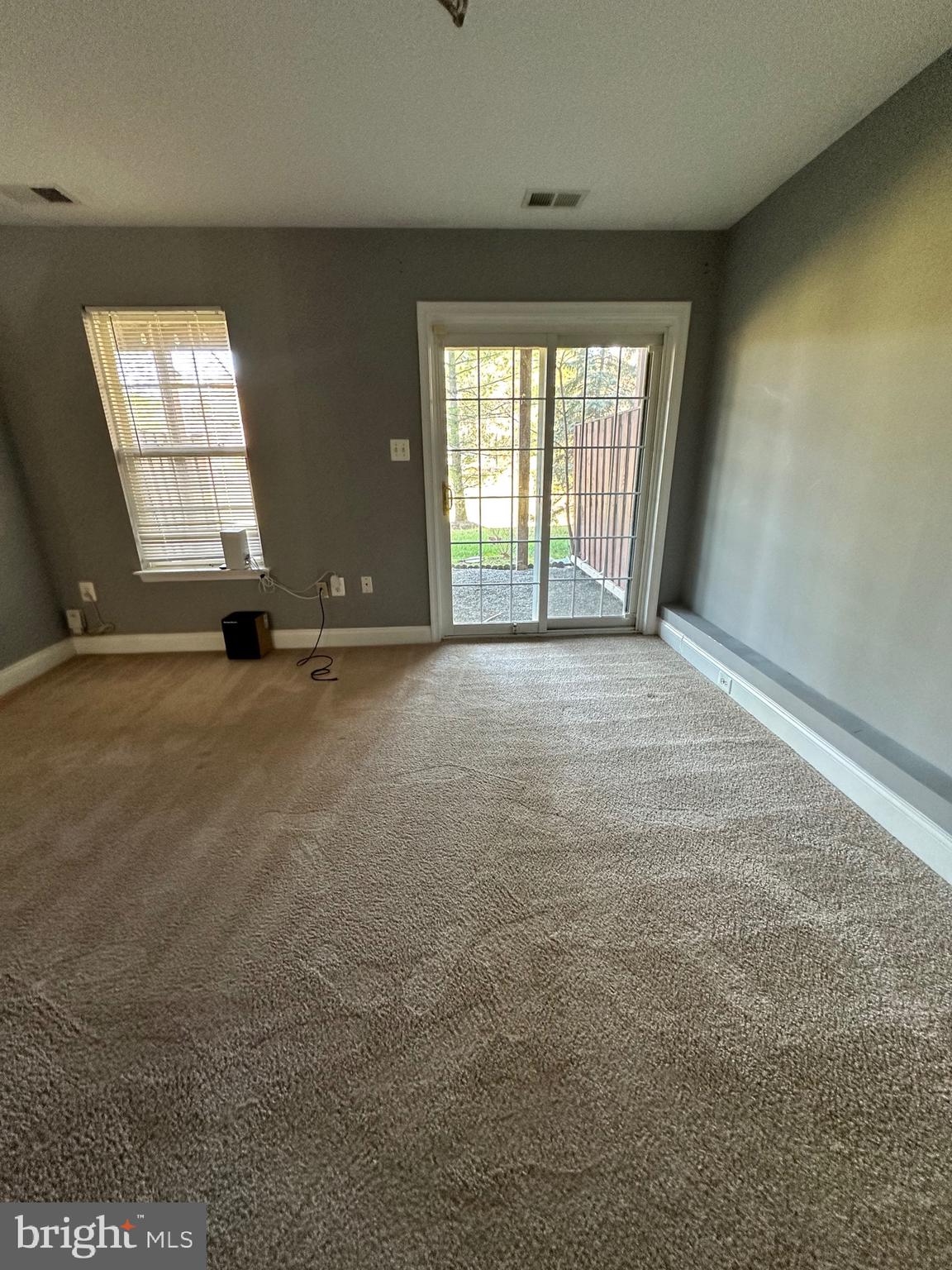 2012 CAPSTONE CIR