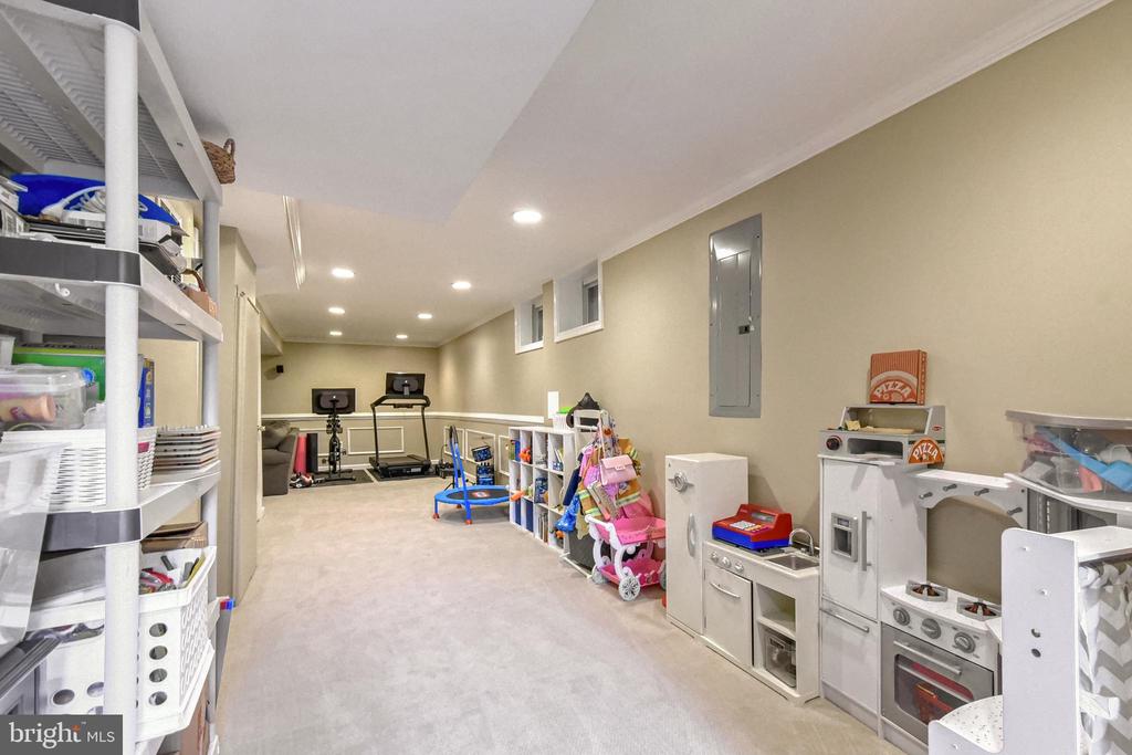 10504 Cowberry Ct