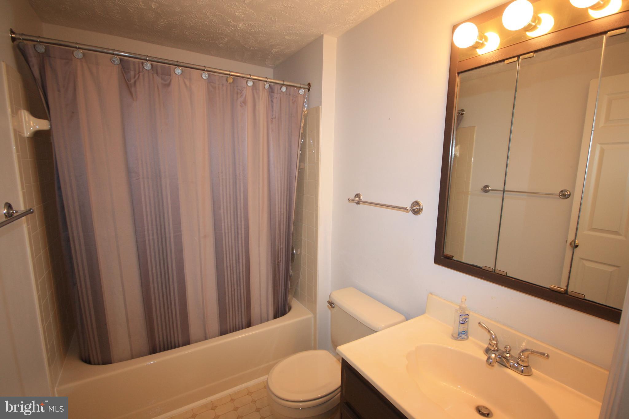 1589 AUTUMN RIDGE CIR