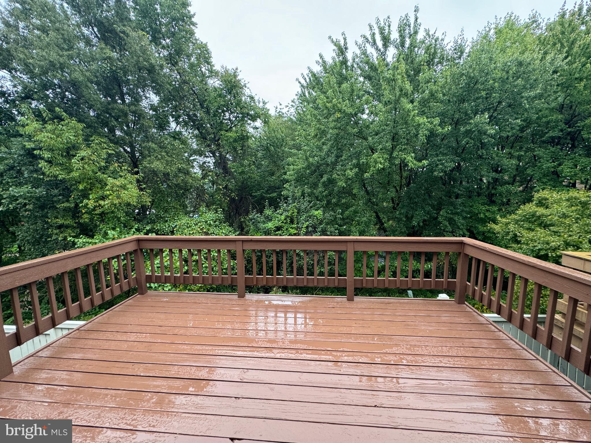 1589 AUTUMN RIDGE CIR