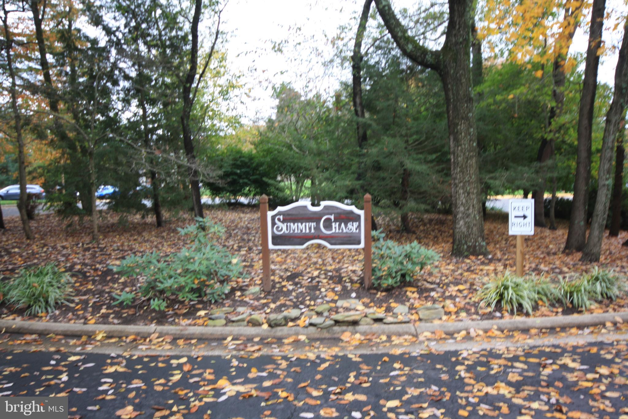 1589 AUTUMN RIDGE CIR