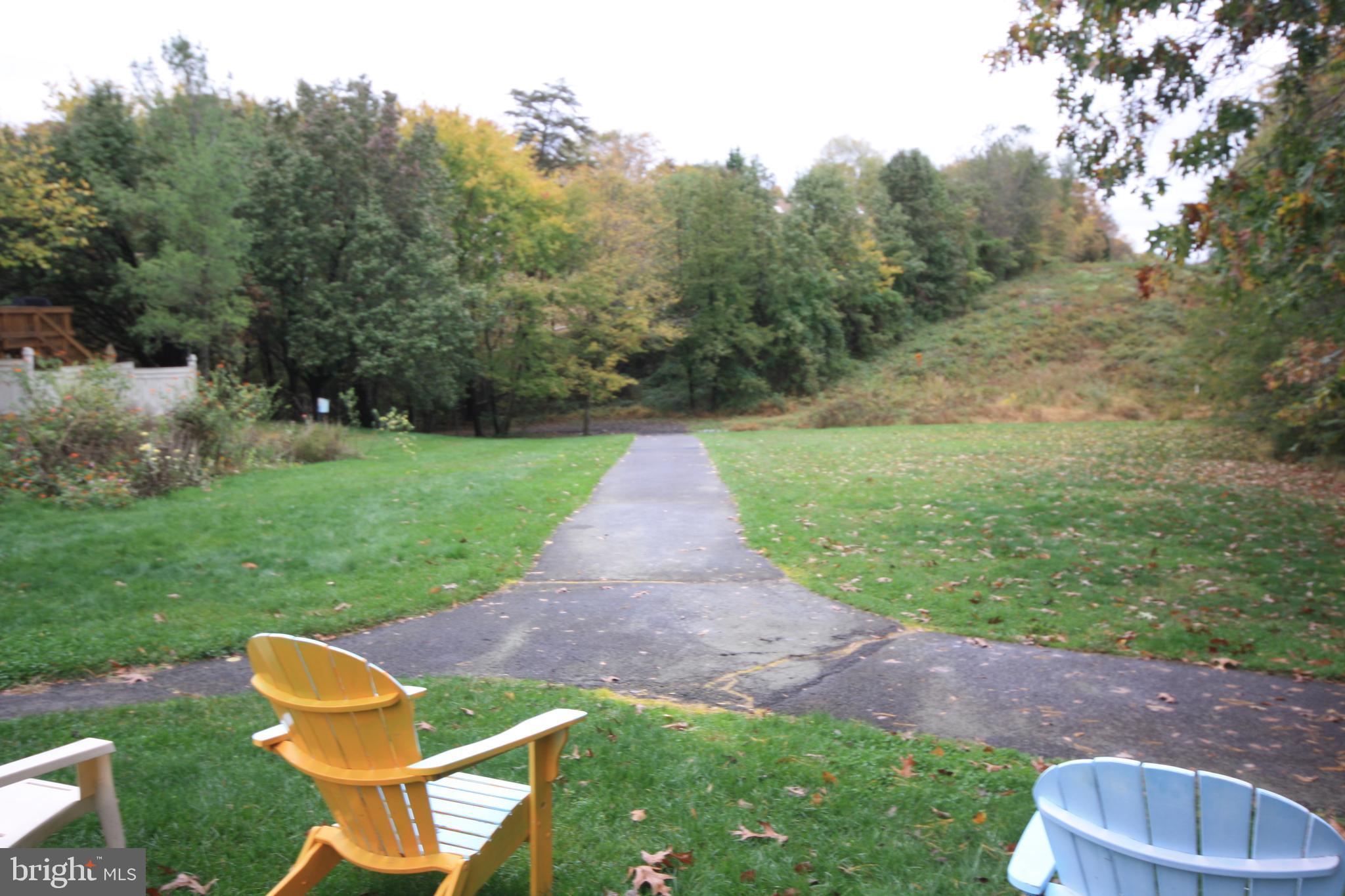 1589 AUTUMN RIDGE CIR