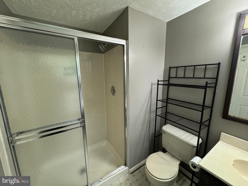 1589 AUTUMN RIDGE CIR