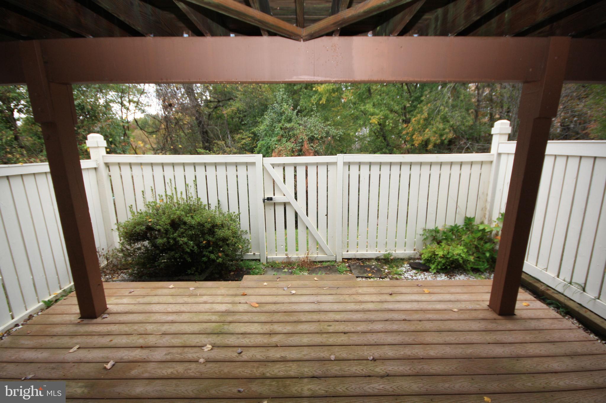 1589 AUTUMN RIDGE CIR