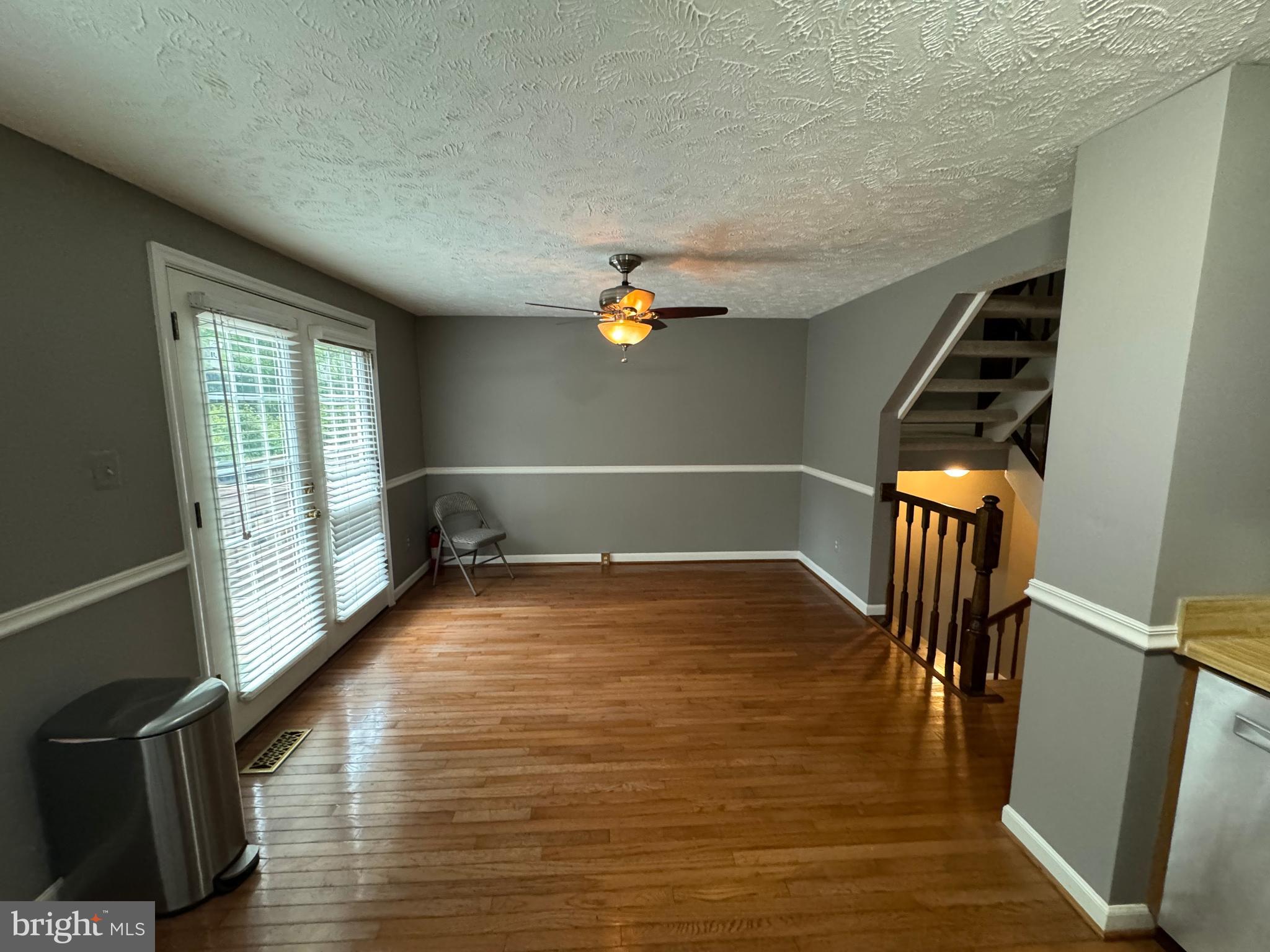 1589 AUTUMN RIDGE CIR