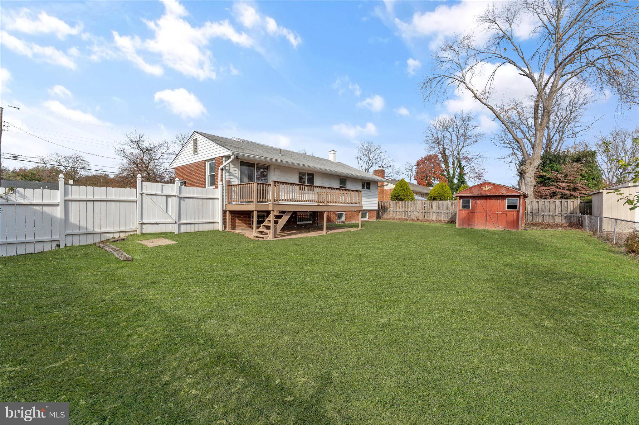 7407 Fairchild Dr