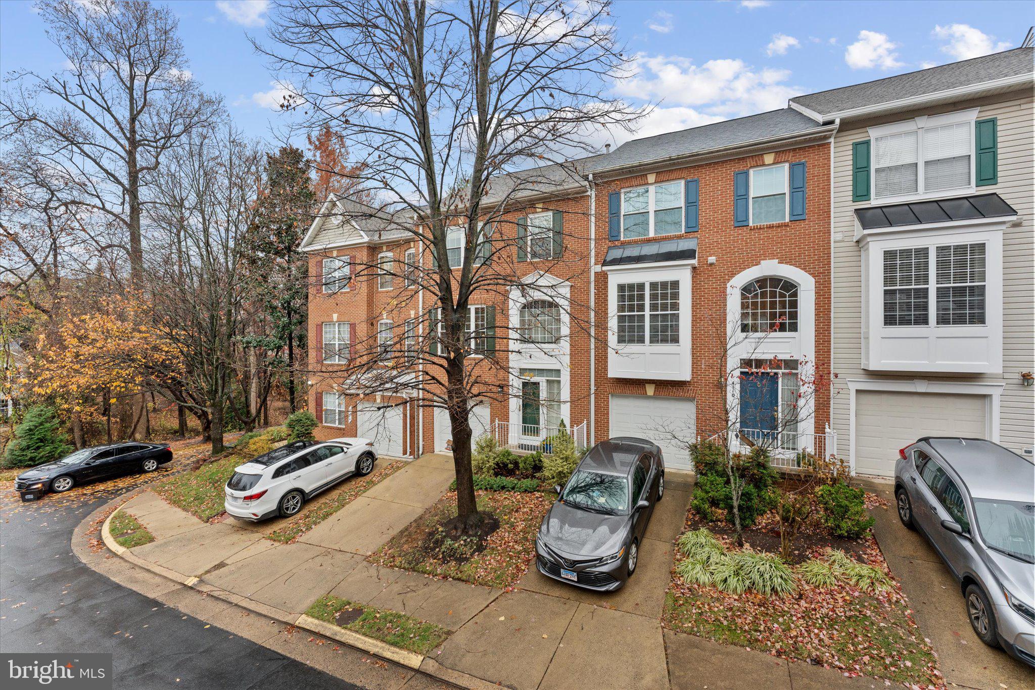 4112 Hazelwood Ct