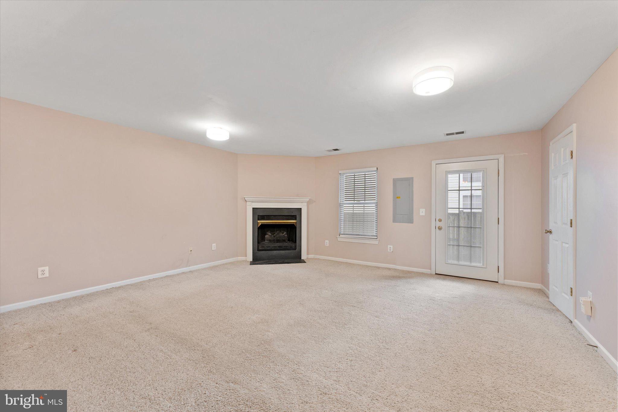 4112 Hazelwood Ct