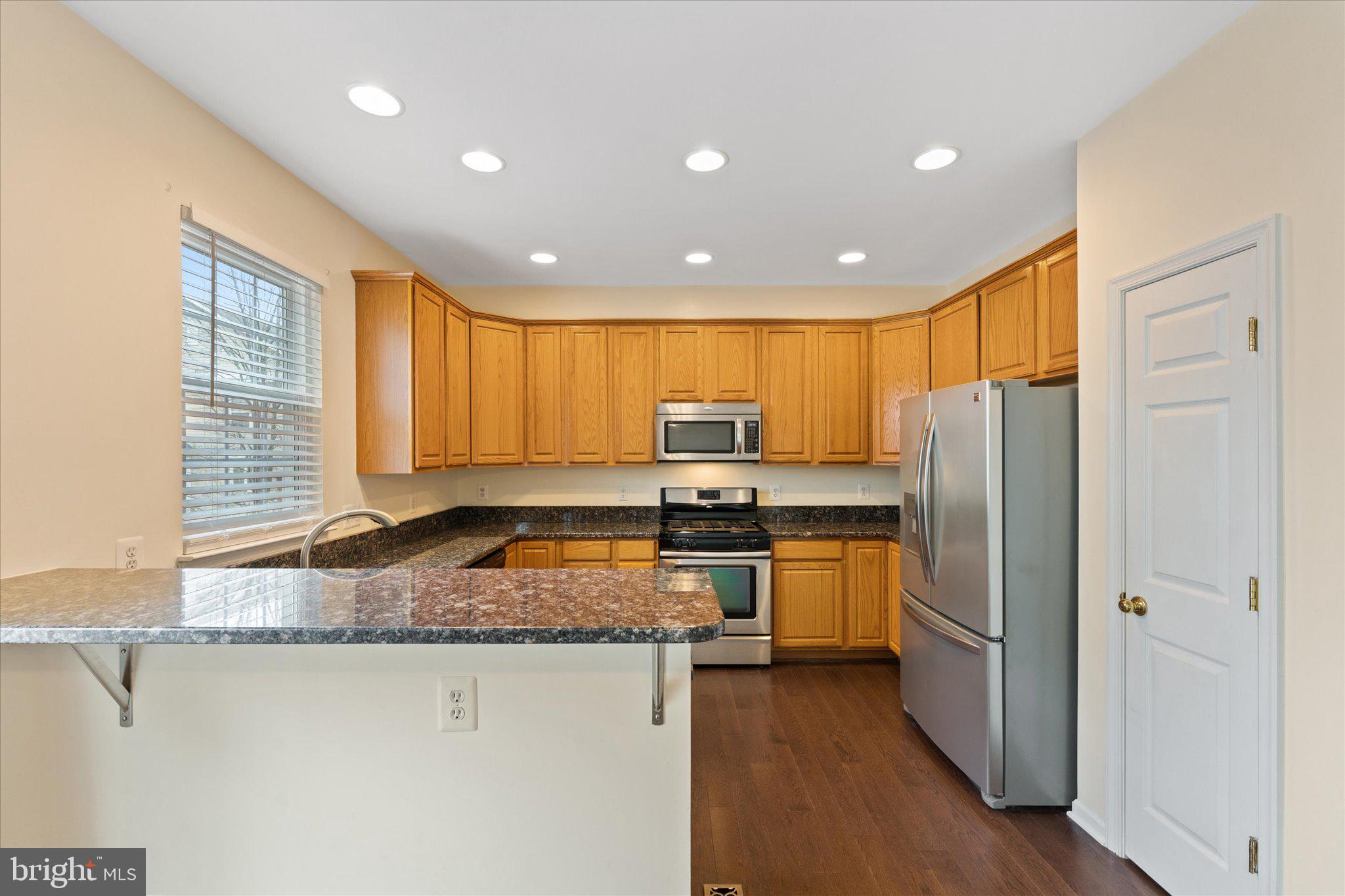 4112 Hazelwood Ct