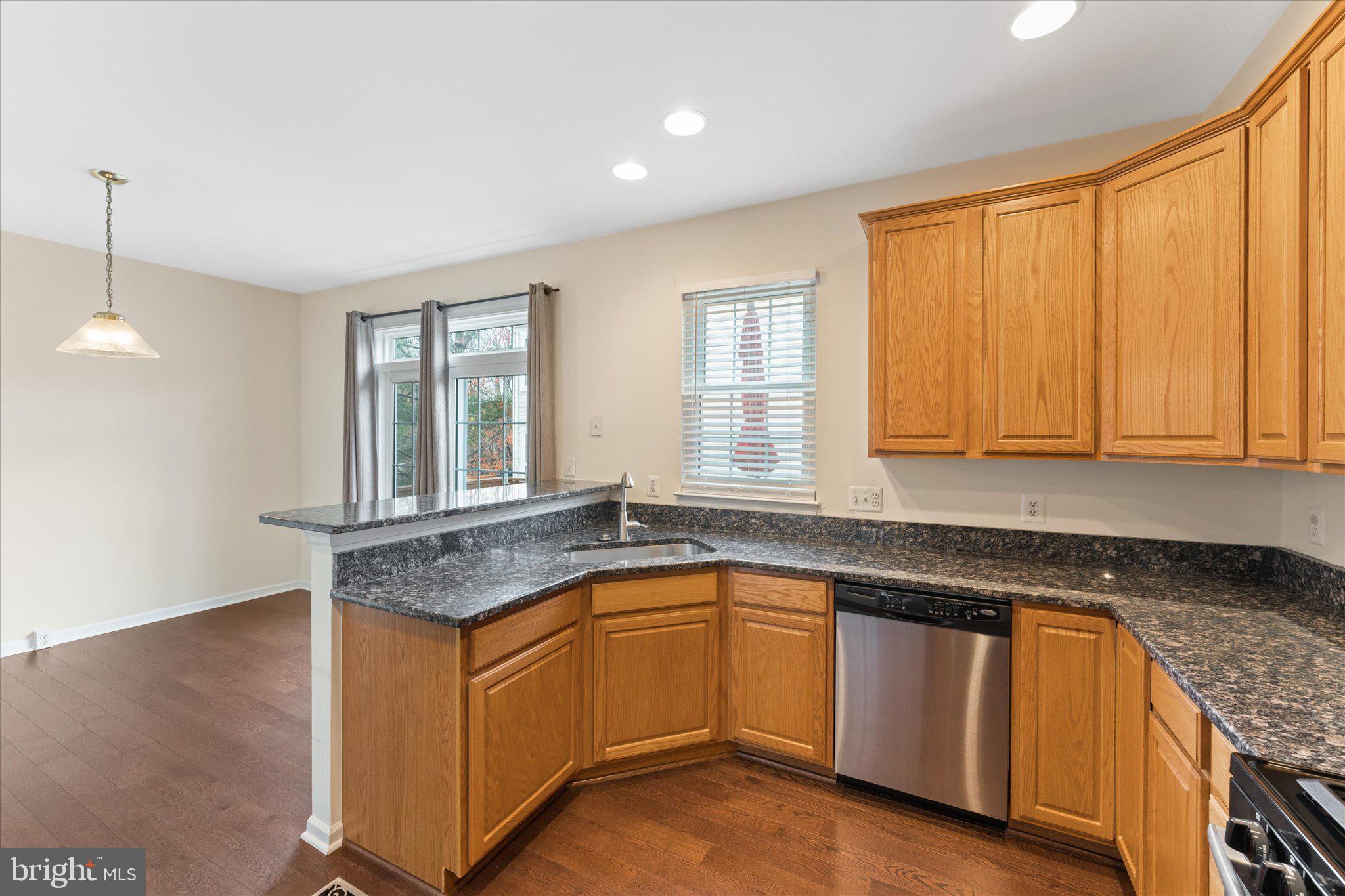 4112 Hazelwood Ct