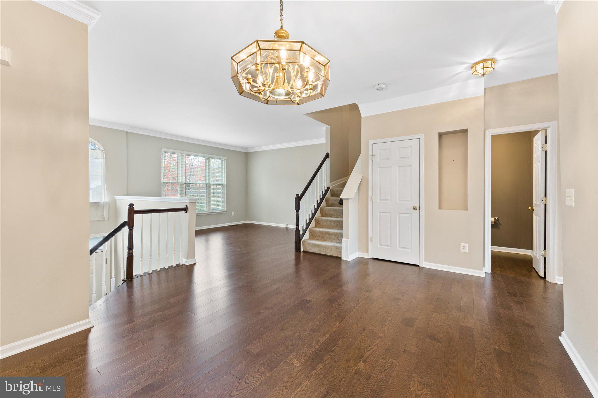 4112 Hazelwood Ct