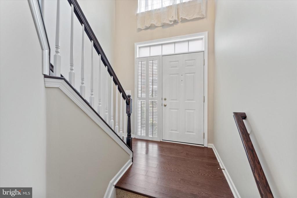 4112 Hazelwood Ct