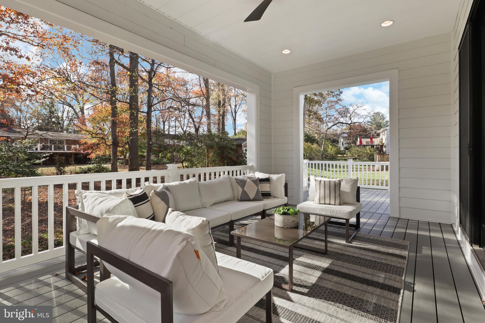 1914 Cherri Dr