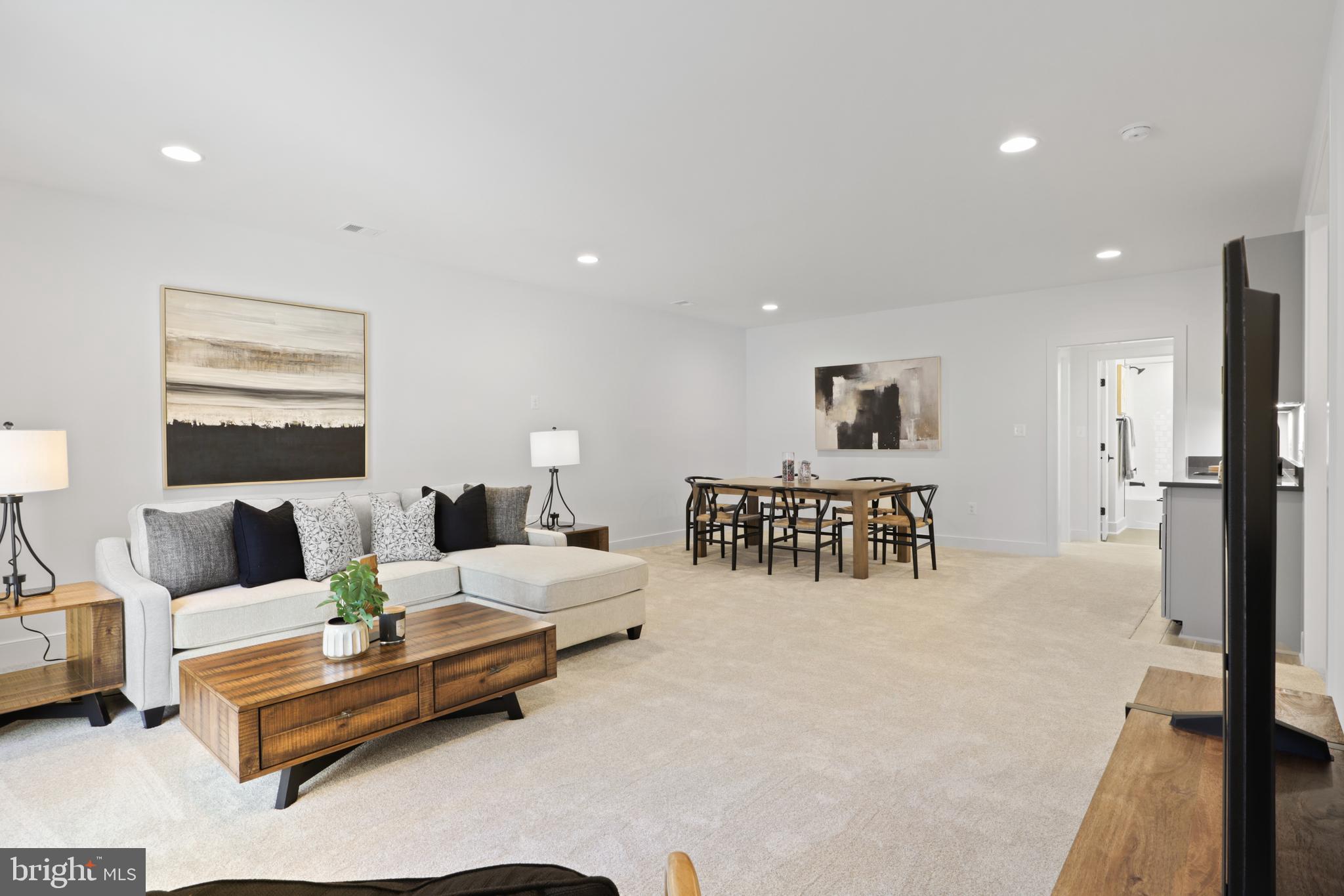 1914 Cherri Dr