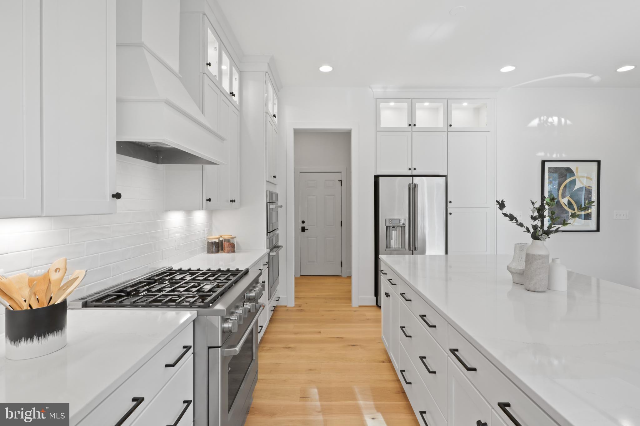1914 Cherri Dr