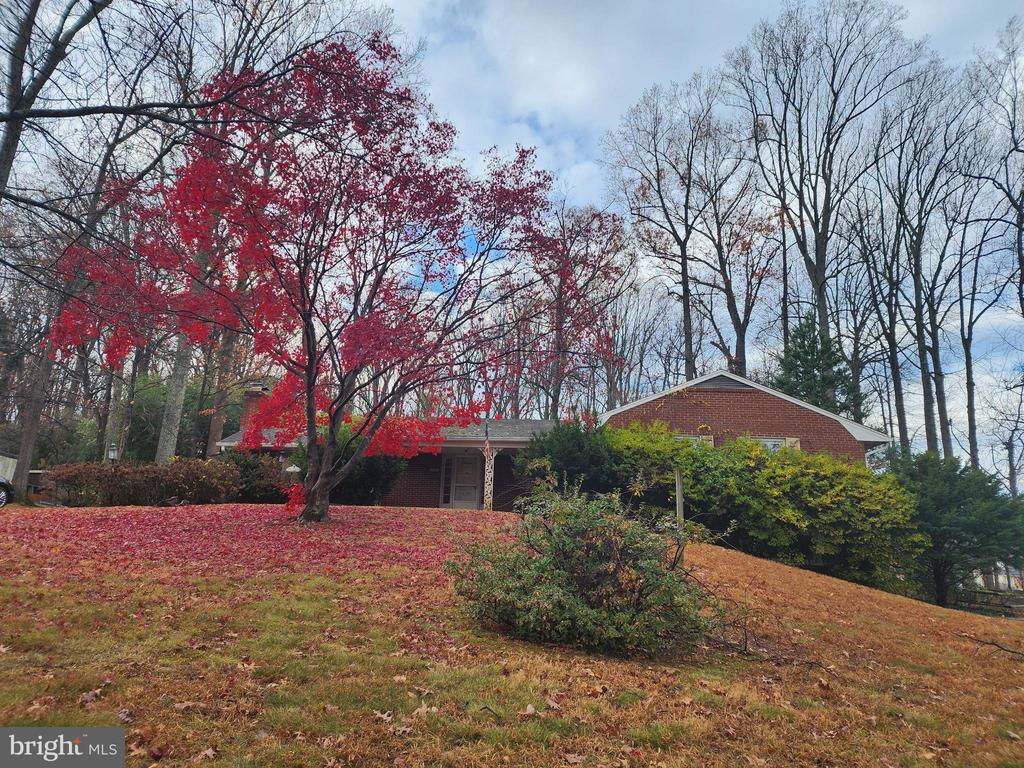 5100 Summit Dr