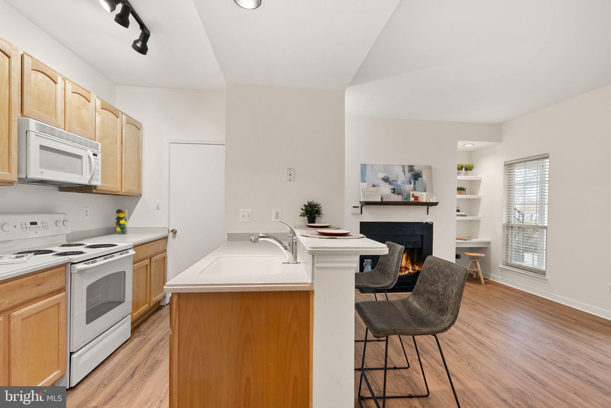 12159 Penderview Ter #901