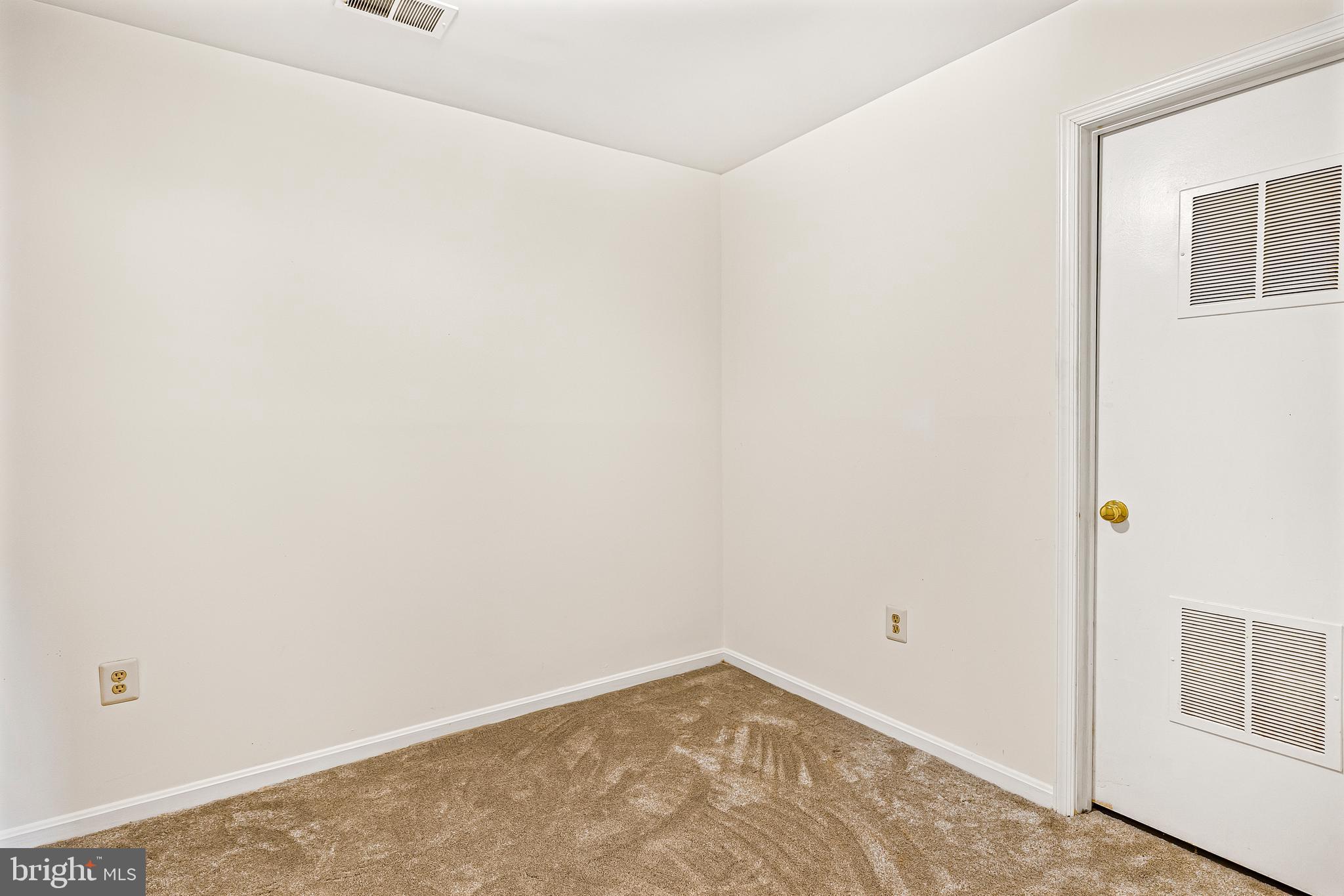 10448 MALONE CT
