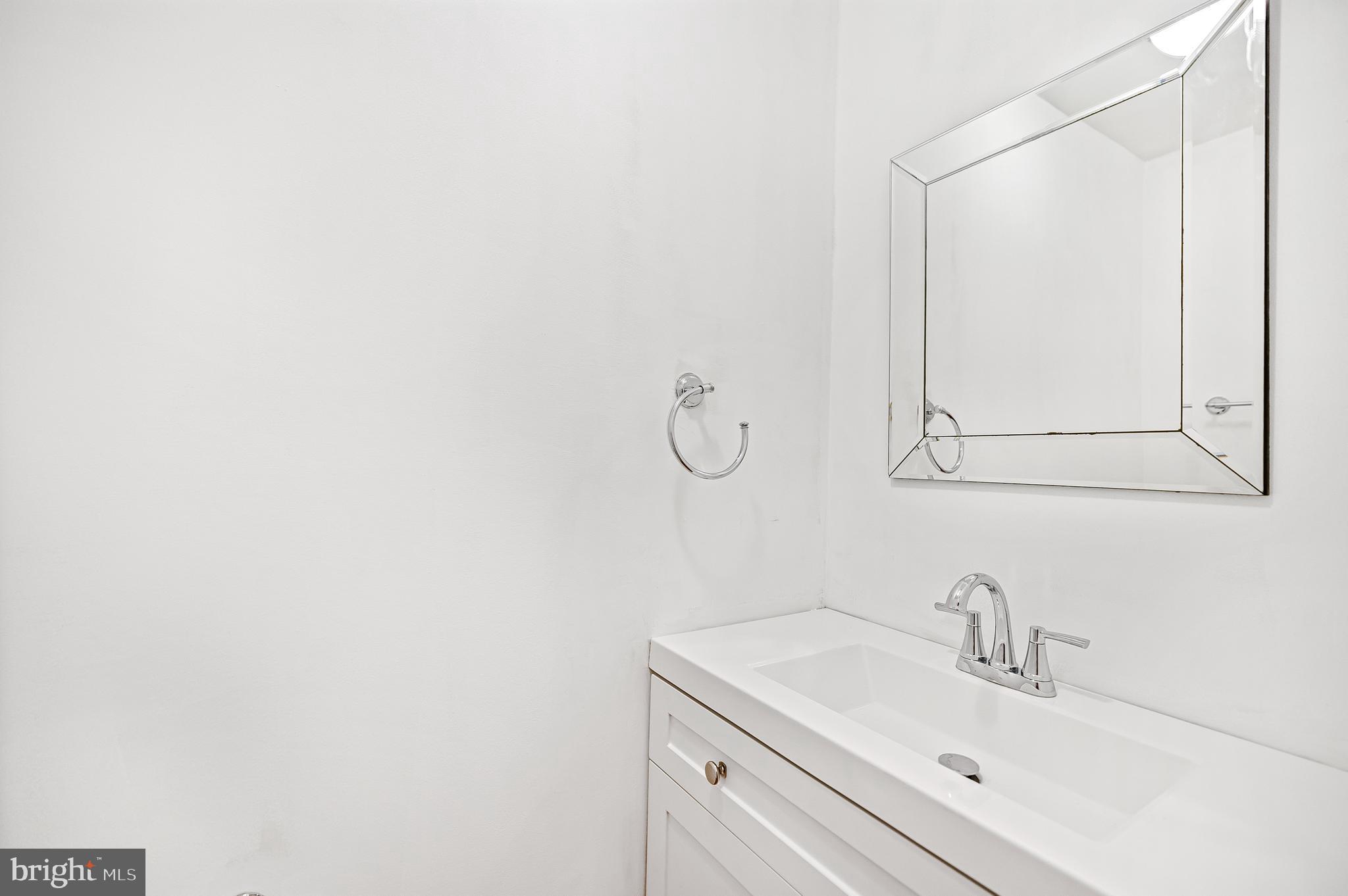 10448 MALONE CT